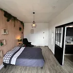 Studio Meuble En Centre Ville Avec Vue Sur La Dent Du Chat